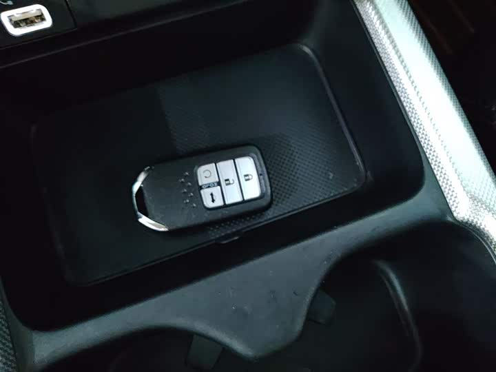 Фото 9 - Honda CR-V