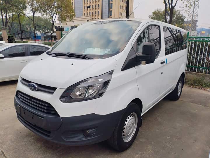 Фото 2 - Ford Transit