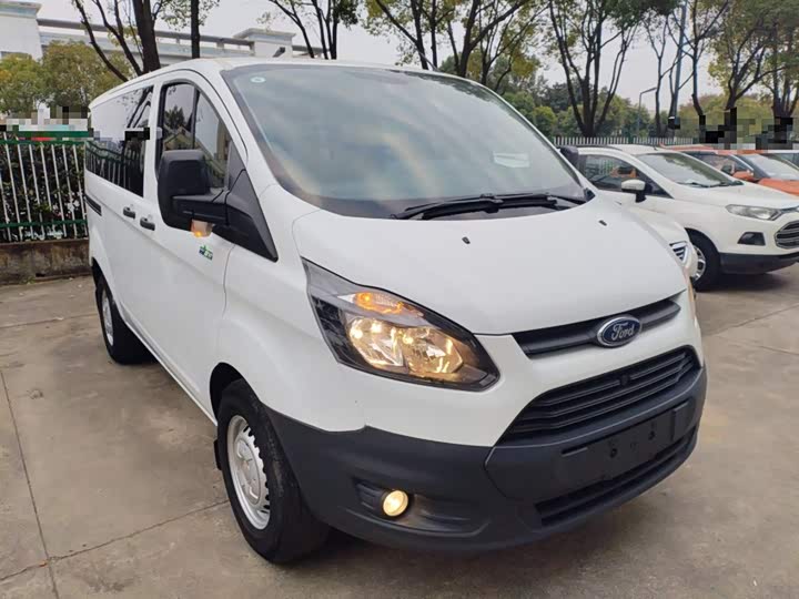 Фото 4 - Ford Transit