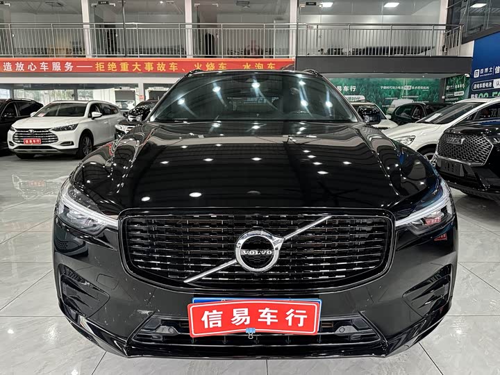 Фото 2 - Volvo XC60