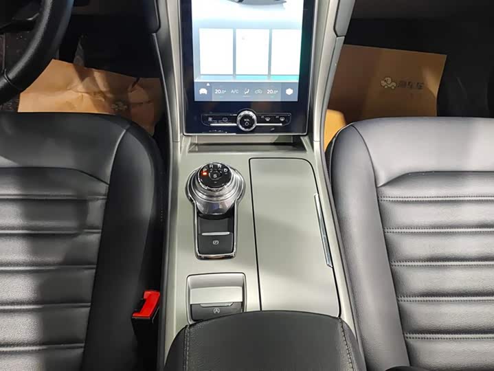 Фото 16 - Ford Mondeo