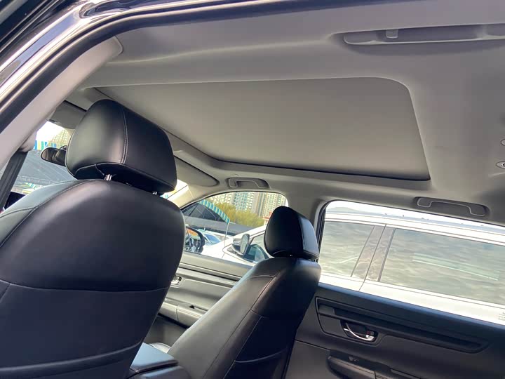 Фото 11 - Honda CR-V