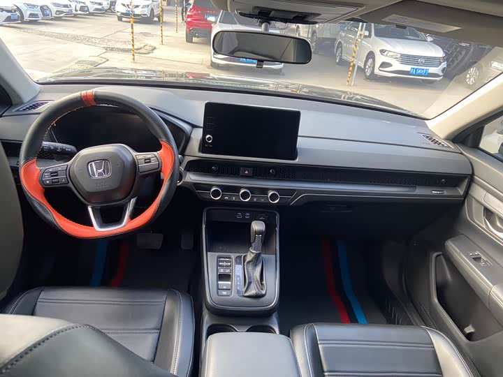 Фото 9 - Honda CR-V