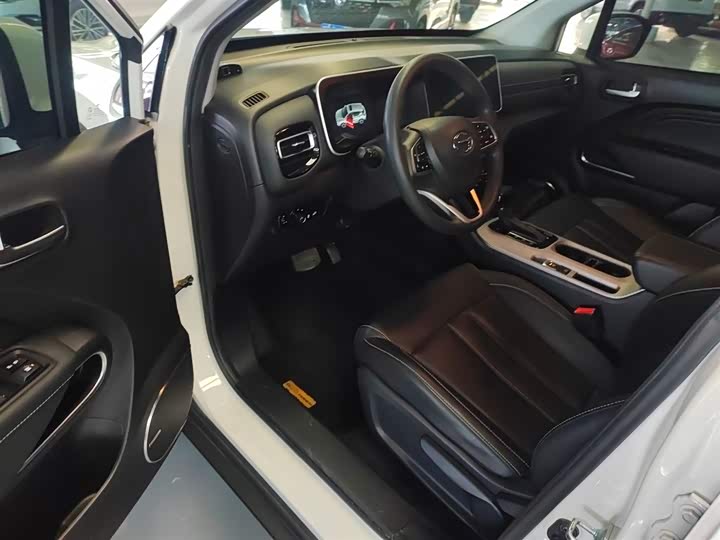 Фото 16 - GAC Trumpchi GS3