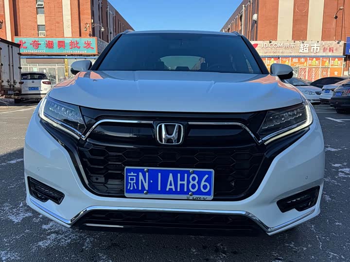 Фото 2 - Honda UR-V