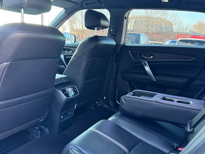 Фото 5 - Honda UR-V