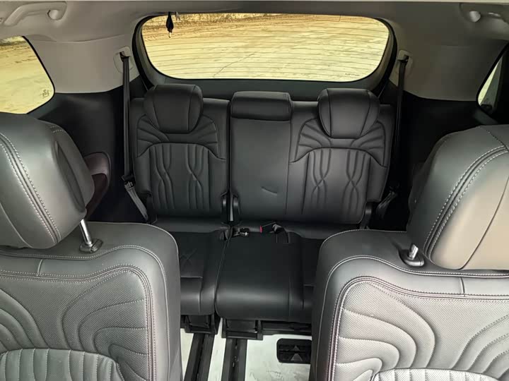 Фото 10 - GAC Trumpchi M8