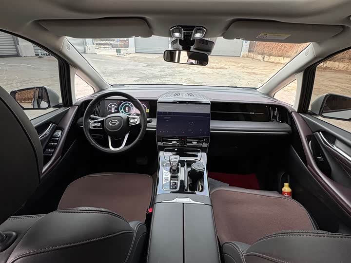 Фото 12 - GAC Trumpchi M8