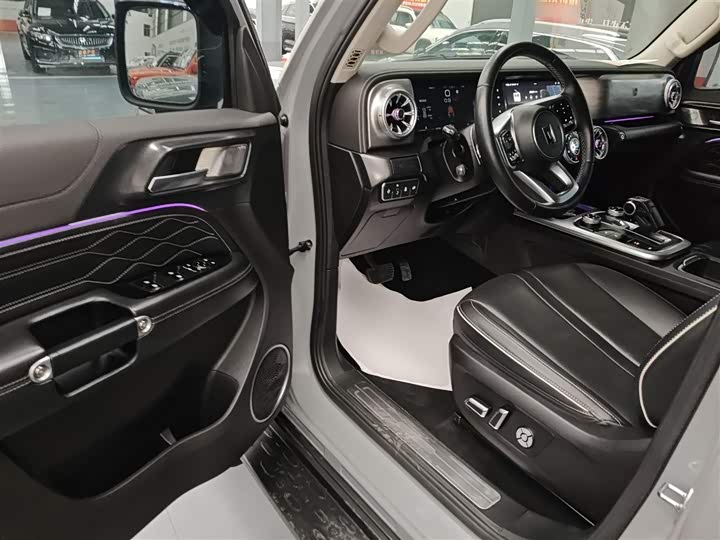 Фото 16 - Tank 300