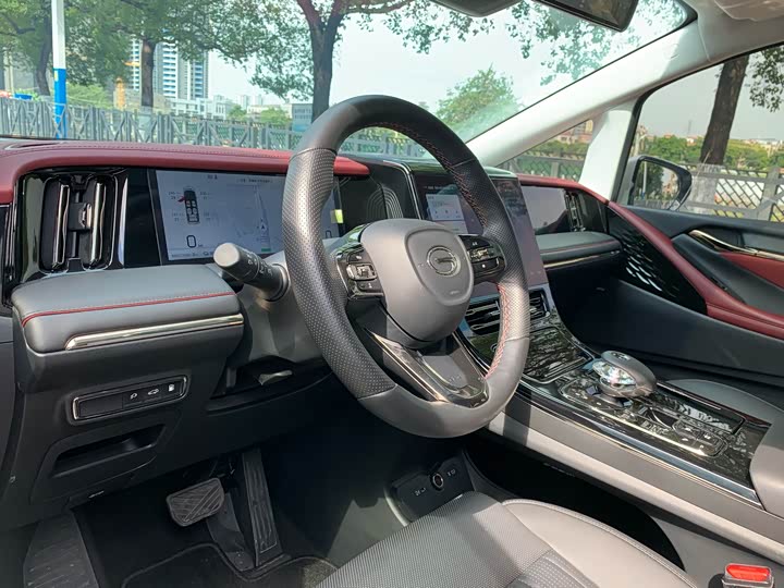 Фото 18 - GAC Trumpchi E9