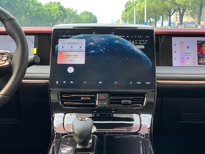 Фото 19 - GAC Trumpchi E9