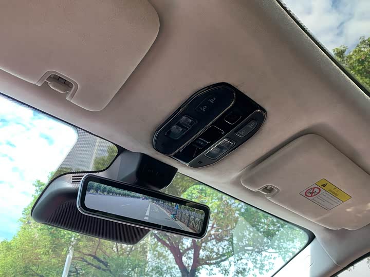 Фото 26 - GAC Trumpchi E9