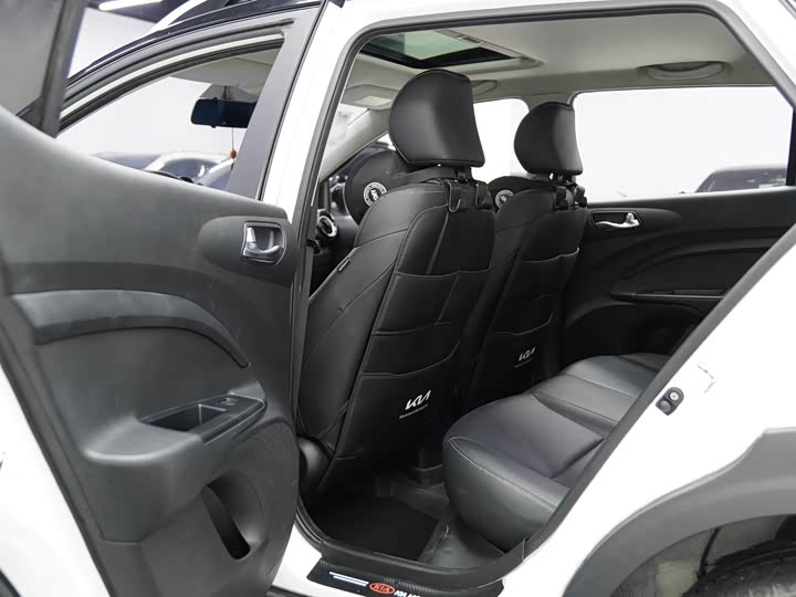 Фото 18 - Kia KX1