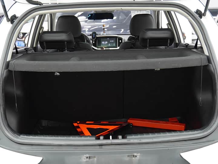 Фото 19 - Kia KX1