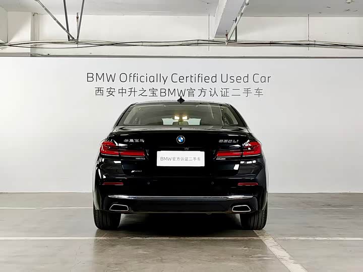 Фото 21 - BMW 5 Series