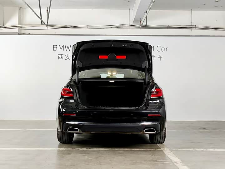 Фото 22 - BMW 5 Series