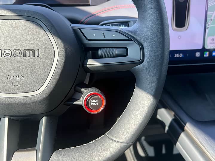 Фото 25 - Xiaomi SU7