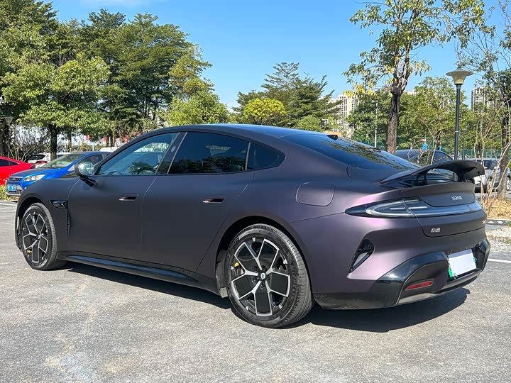 Фото 7 - Xiaomi SU7