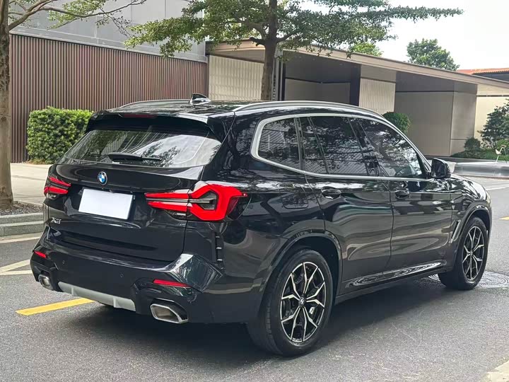 Фото 14 - BMW X3