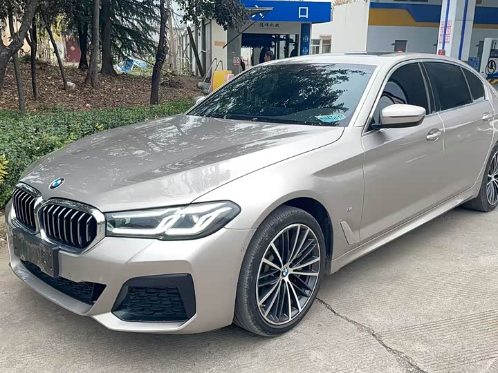 Фото 1 - BMW 5 Series