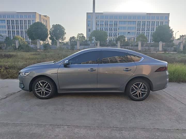 Фото 5 - BYD Qin Plus