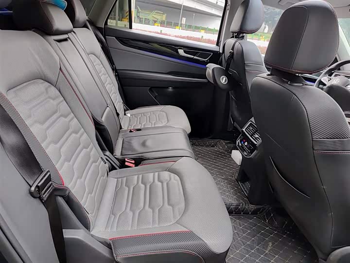 Фото 10 - Volkswagen Teramont X