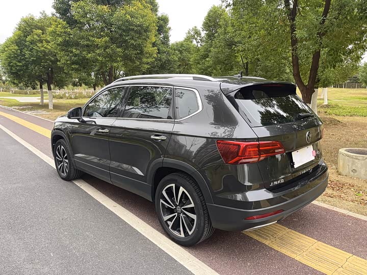 Фото 6 - Volkswagen Tharu