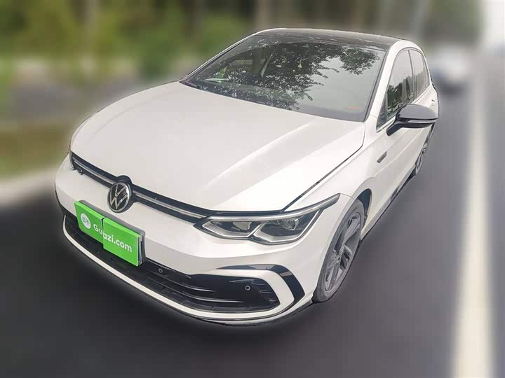 Фото 2 - Volkswagen Golf