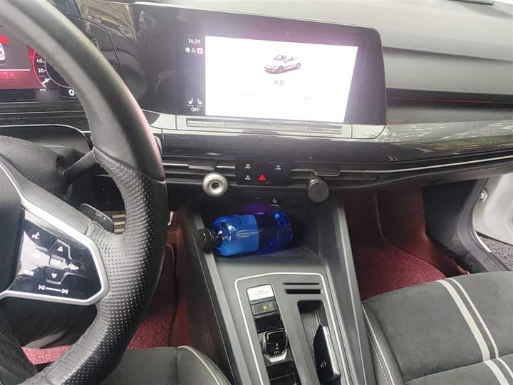 Фото 6 - Volkswagen Golf