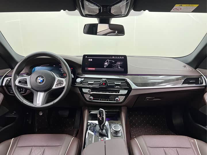 Фото 22 - BMW 5 Series