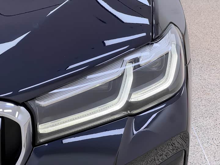 Фото 8 - BMW 5 Series