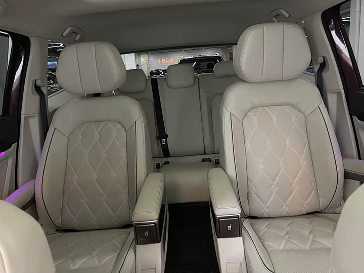 Фото 16 - Volkswagen Viloran