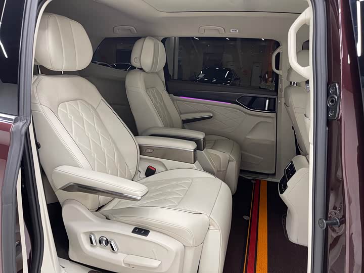 Фото 8 - Volkswagen Viloran