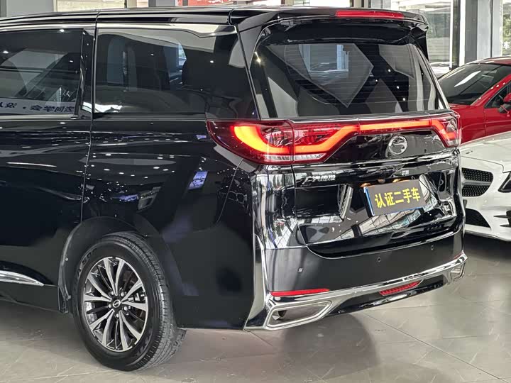 Фото 15 - GAC Trumpchi M8