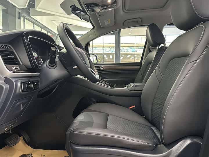 Фото 4 - GAC Trumpchi M8