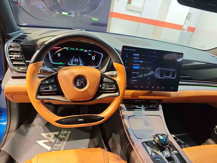 Фото 14 - BYD Han