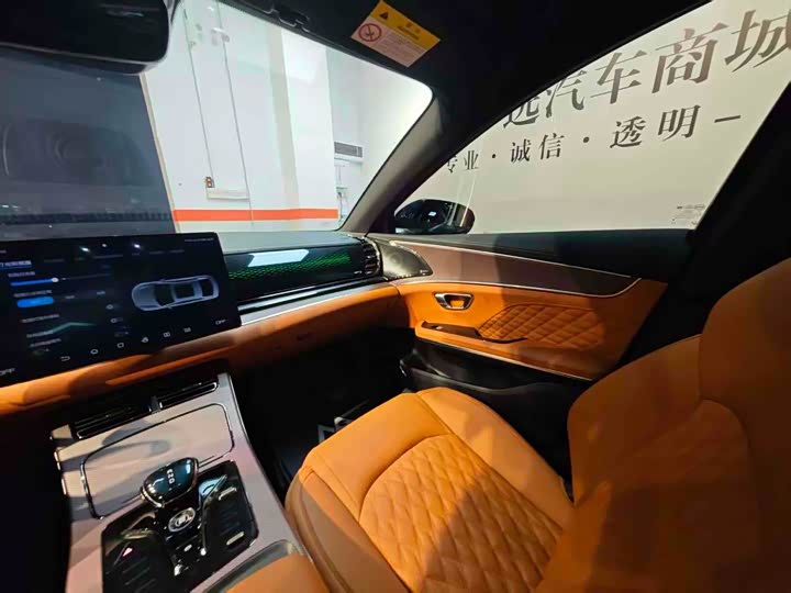 Фото 25 - BYD Han