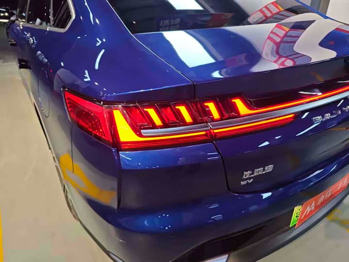 Фото 30 - BYD Han