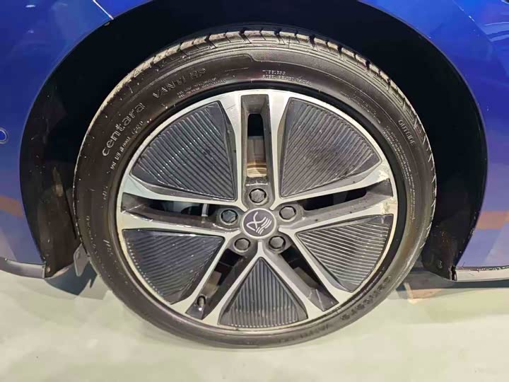 Фото 6 - BYD Han