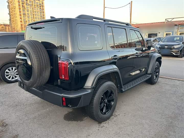 Фото 9 - Tank 300