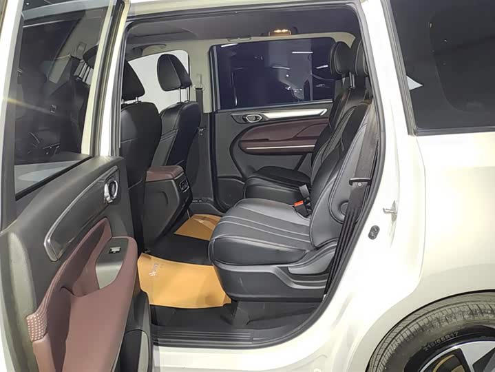 Фото 11 - GAC Trumpchi M6