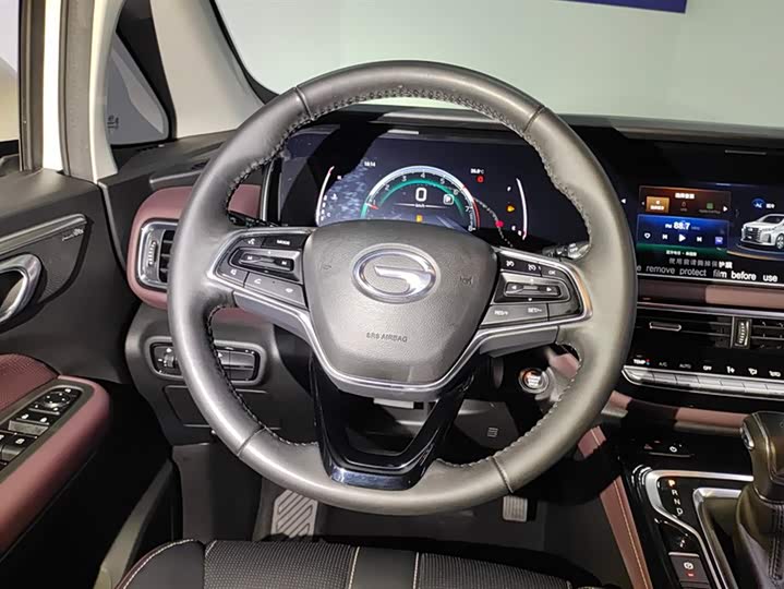 Фото 15 - GAC Trumpchi M6