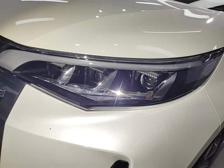 Фото 5 - GAC Trumpchi M6