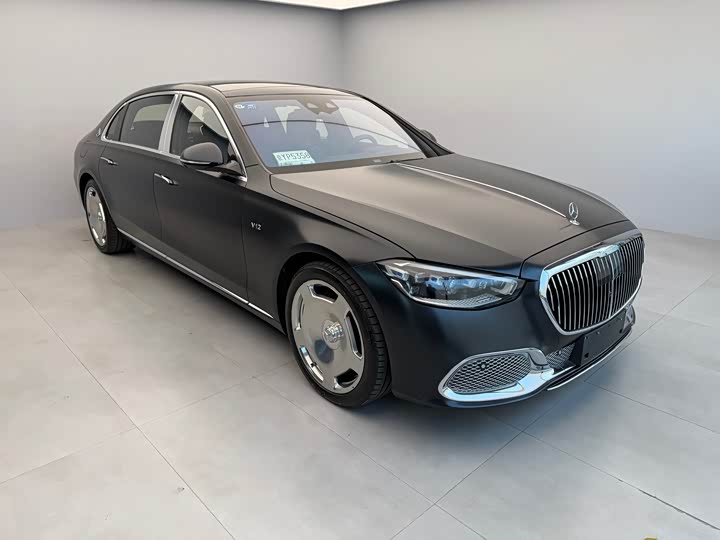 Фото 2 - Mercedes-Benz Maybach S-Class