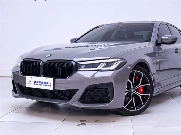 Фото 3 - BMW 5 Series