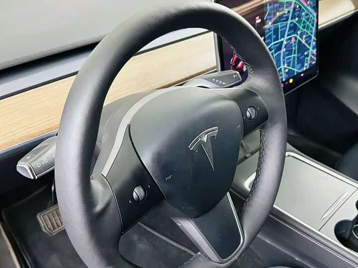Фото 9 - Tesla Model Y