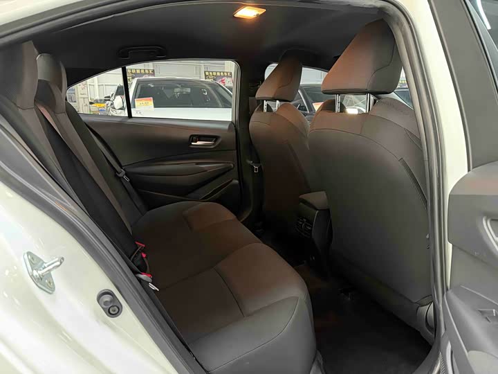 Фото 14 - Toyota Levin