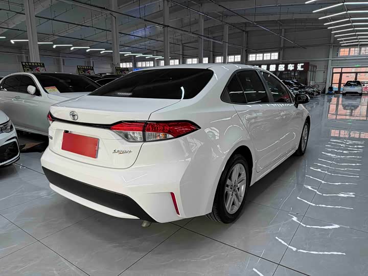 Фото 4 - Toyota Levin