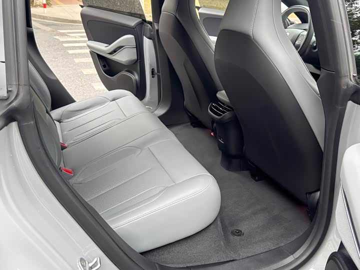 Фото 11 - Nio ET5T