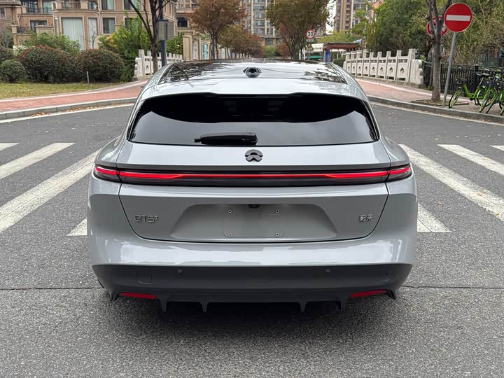 Фото 5 - Nio ET5T